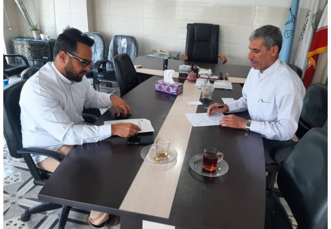 رایزنی و مشاوره با رئیس اجرای احکام کیفری دادسرای ملارد جهت پیگیری وضعیت قضایی و آزادی زندانیان